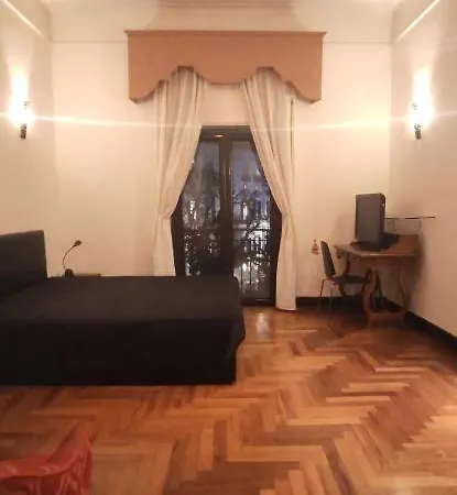 Nabi Chiaja * Neapol