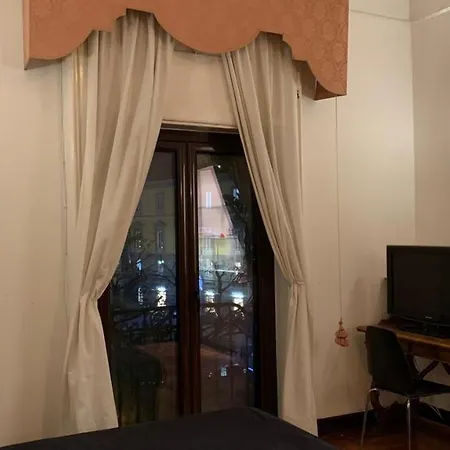 Apartament Nabi Chiaja Neapol